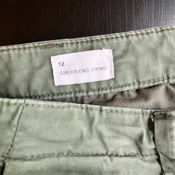 Gap Olive Green Capri Pants, Size 12 - Picture 3 of 11